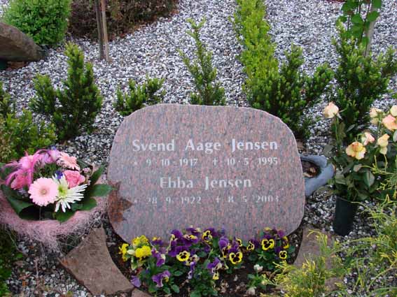 Billede af gravsten på Herning Vestre Kirkegård