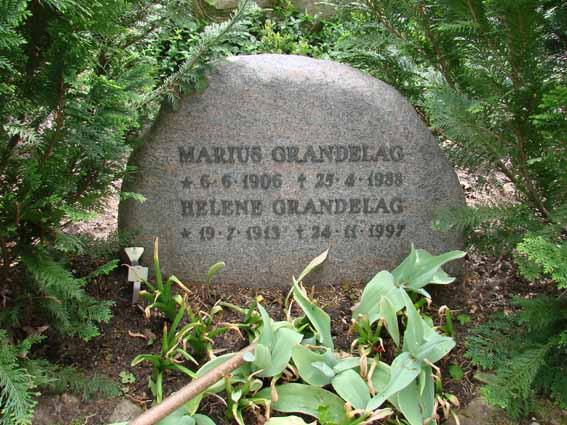 Billede af gravsten på Herning Vestre Kirkegård