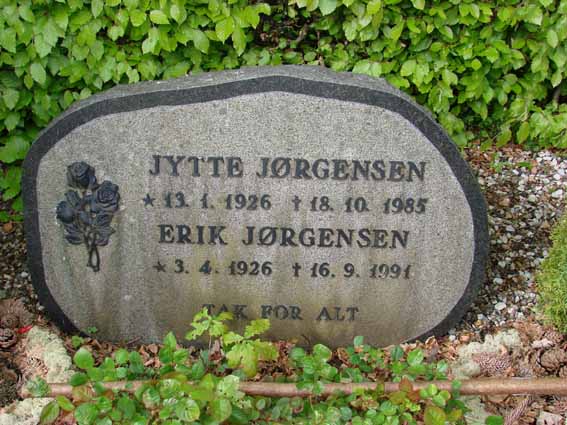 Billede af gravsten på Herning Vestre Kirkegård
