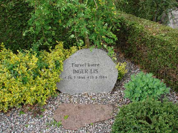 Billede af gravsten på Herning Vestre Kirkegård