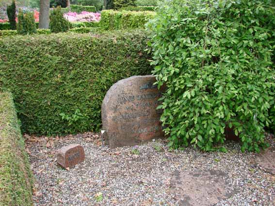 Billede af gravsten på Herning Vestre Kirkegård