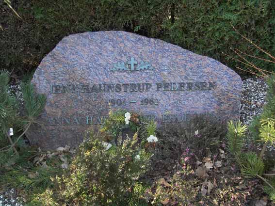 Billede af gravsten på Herning Vestre Kirkegård