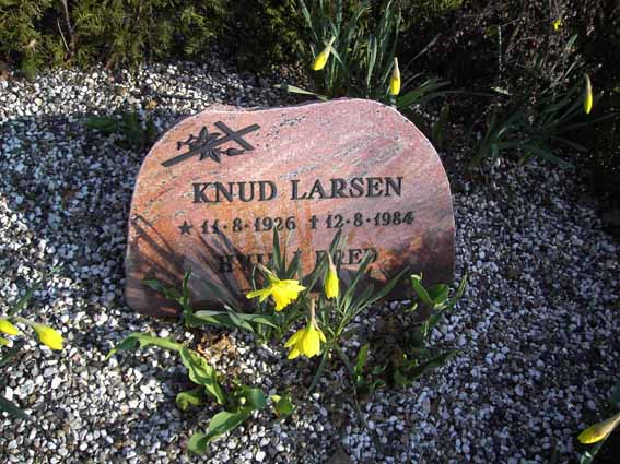 Billede af gravsten på Herning Vestre Kirkegård