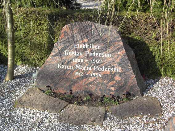 Billede af gravsten på Herning Vestre Kirkegård