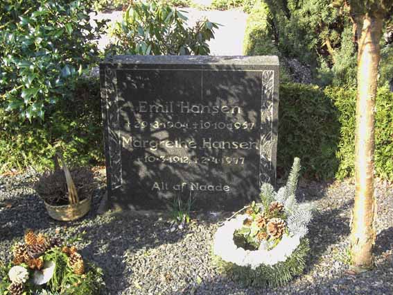 Billede af gravsten på Herning Vestre Kirkegård