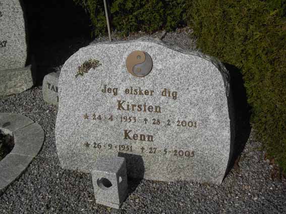 Billede af gravsten på Herning Vestre Kirkegård