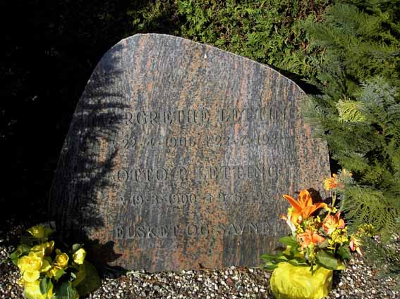 Billede af gravsten på Herning Vestre Kirkegård