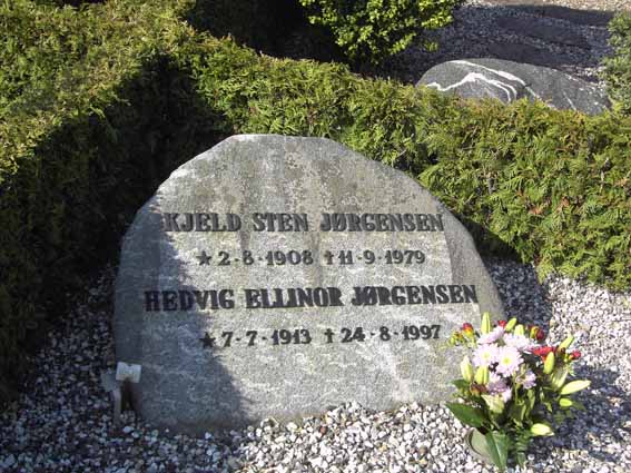 Billede af gravsten på Herning Vestre Kirkegård
