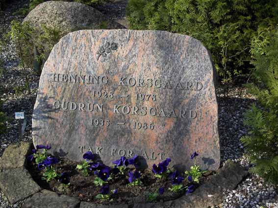Billede af gravsten på Herning Vestre Kirkegård