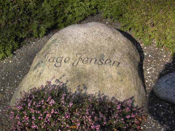 Billede af gravsten på Herning Vestre Kirkegård