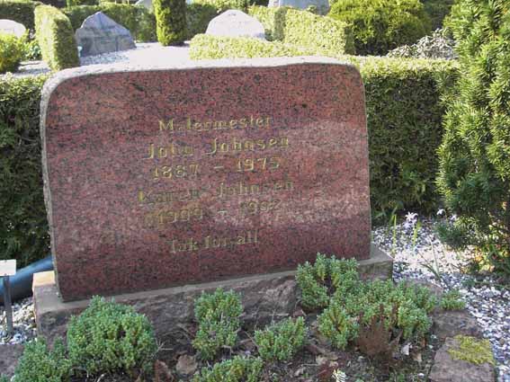 Billede af gravsten på Herning Vestre Kirkegård
