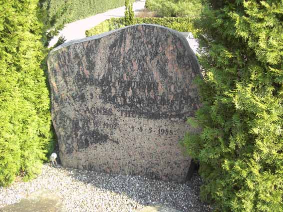 Billede af gravsten på Herning Vestre Kirkegård