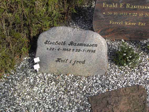 Billede af gravsten på Herning Vestre Kirkegård