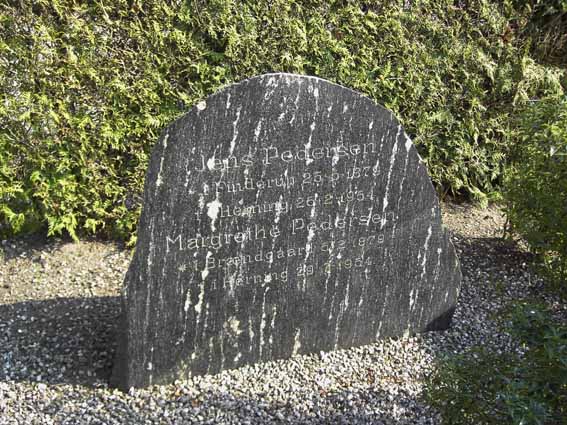 Billede af gravsten på Herning Vestre Kirkegård