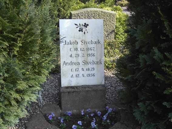 Billede af gravsten på Herning Vestre Kirkegård