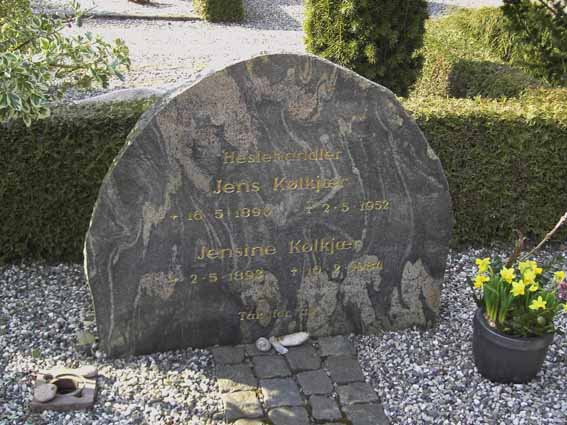 Billede af gravsten på Herning Vestre Kirkegård