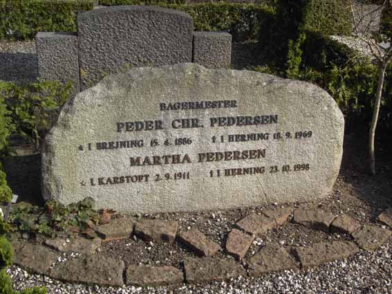 Billede af gravsten på Herning Vestre Kirkegård