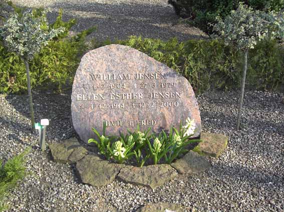 Billede af gravsten på Herning Vestre Kirkegård