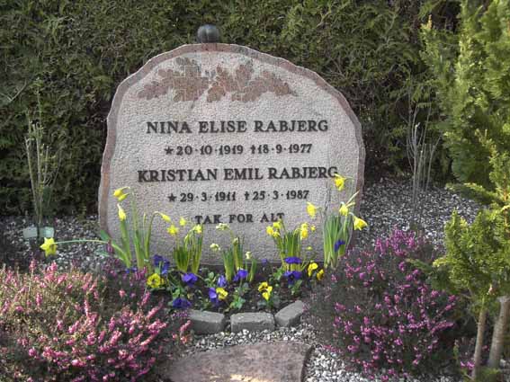 Billede af gravsten på Herning Vestre Kirkegård