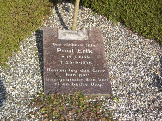 Billede af gravsten på Herning Vestre Kirkegård