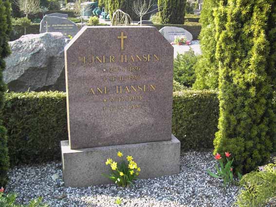 Billede af gravsten på Herning Vestre Kirkegård