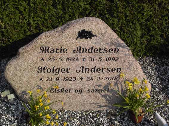 Billede af gravsten på Herning Vestre Kirkegård