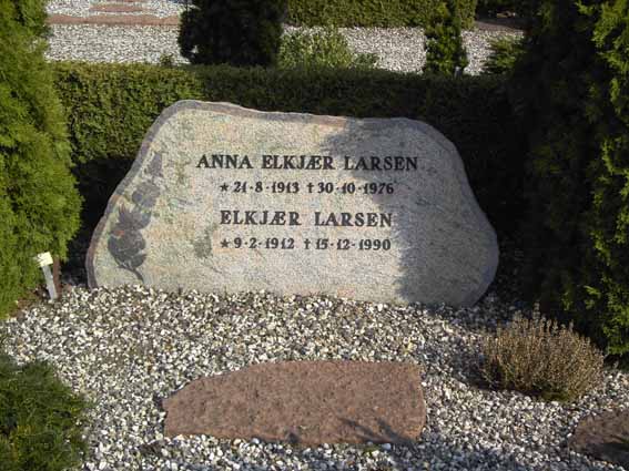 Billede af gravsten på Herning Vestre Kirkegård