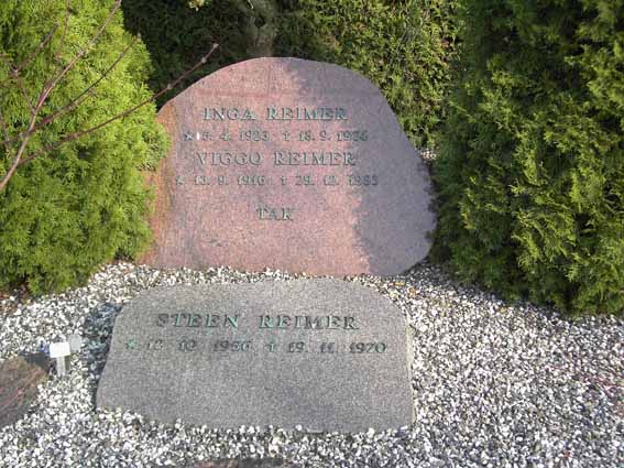 Billede af gravsten på Herning Vestre Kirkegård