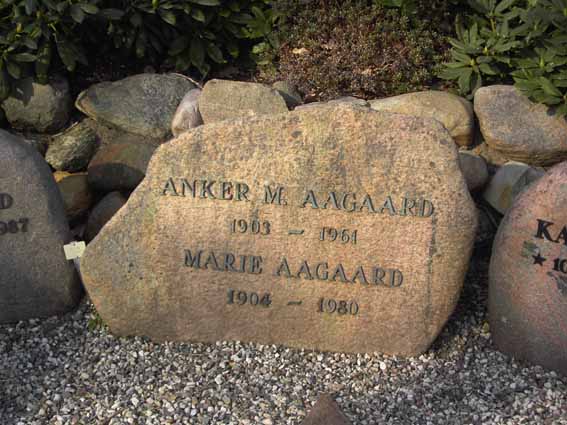 Billede af gravsten på Herning Vestre Kirkegård