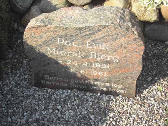 Billede af gravsten på Herning Vestre Kirkegård