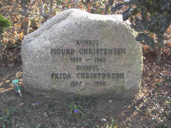 Billede af gravsten på Herning Vestre Kirkegård