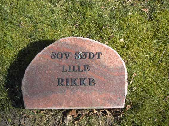 Billede af gravsten på Herning Vestre Kirkegård