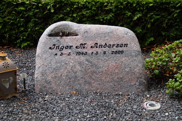 Billede af gravsten på Herning Vestre Kirkegård