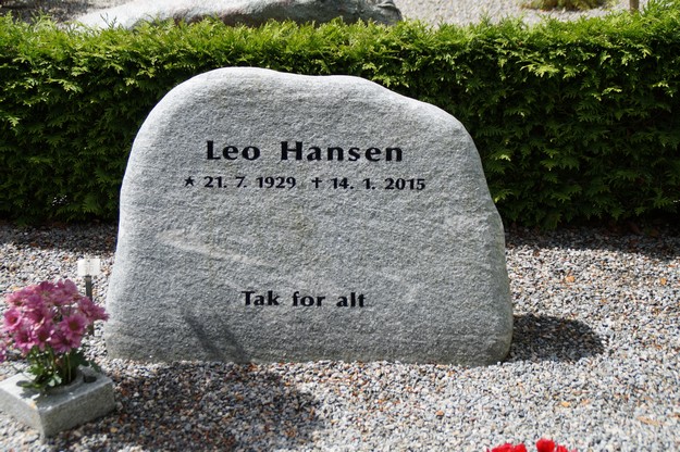 Billede af gravsten på Herning Vestre Kirkegård