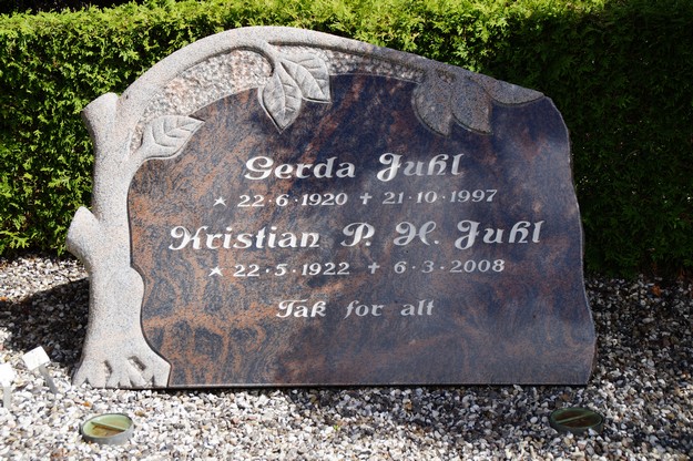 Billede af gravsten på Herning Vestre Kirkegård