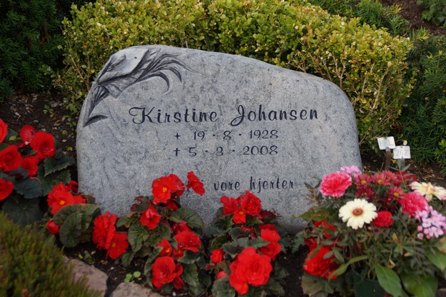 Billede af gravsten på Herning Vestre Kirkegård