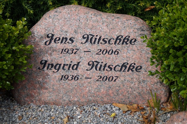Billede af gravsten på Herning Vestre Kirkegård