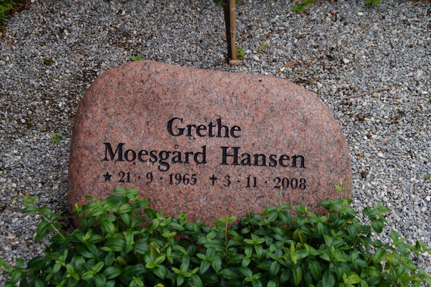 Billede af gravsten på Herning Vestre Kirkegård