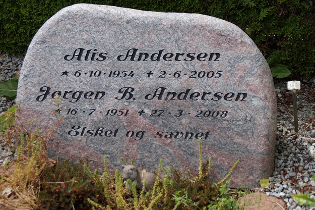 Billede af gravsten på Herning Vestre Kirkegård