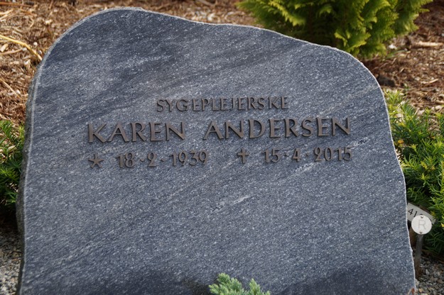 Billede af gravsten på Herning Vestre Kirkegård