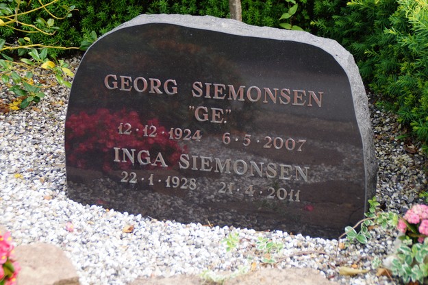 Billede af gravsten på Herning Vestre Kirkegård