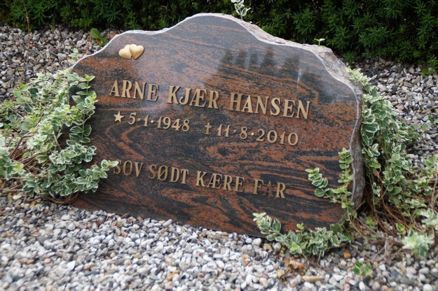 Billede af gravsten på Herning Vestre Kirkegård