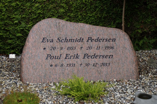 Billede af gravsten på Herning Vestre Kirkegård