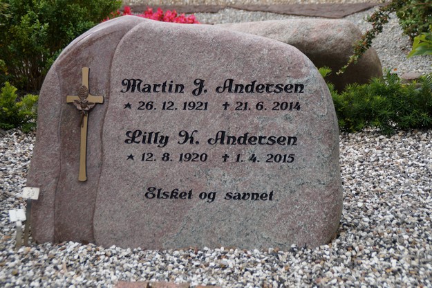 Billede af gravsten på Herning Vestre Kirkegård