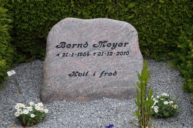 Billede af gravsten på Herning Vestre Kirkegård