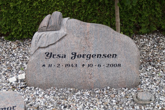Billede af gravsten på Herning Vestre Kirkegård