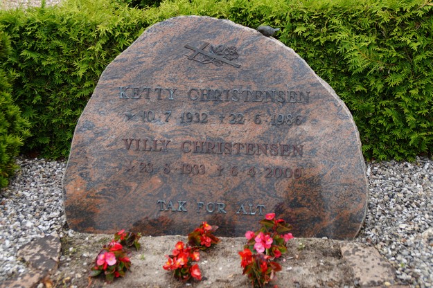 Billede af gravsten på Herning Vestre Kirkegård