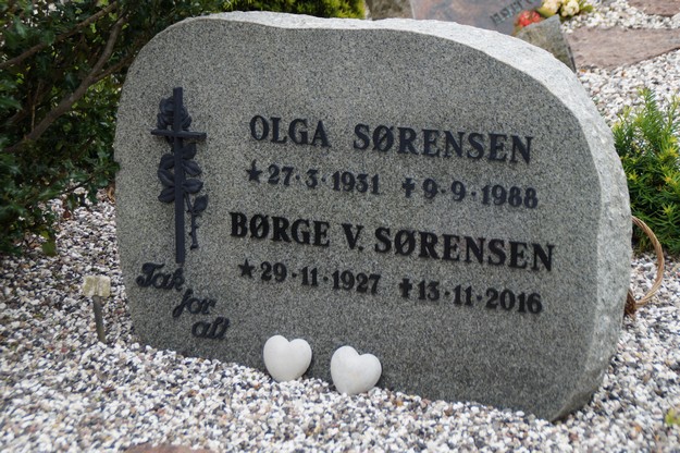Billede af gravsten på Herning Vestre Kirkegård