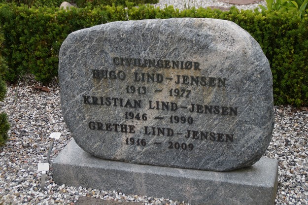 Billede af gravsten på Herning Vestre Kirkegård
