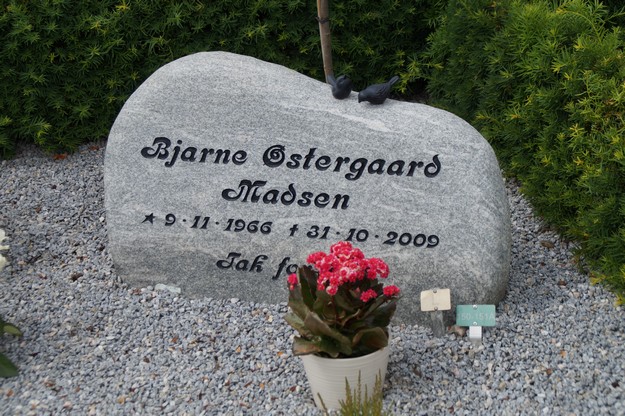 Billede af gravsten på Herning Vestre Kirkegård